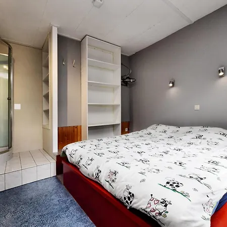 In With Terrace * Rendeux